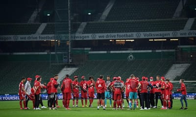 Clubes alemães entregam plano para ter público nos estádios - TVI