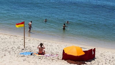 Época balnear nas praias costeiras da região Centro já começou - TVI