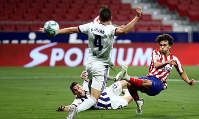 VÍDEO: At. Madrid bateu Valladolid com a última cartada de Simeone - TVI