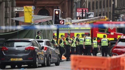 Várias pessoas esfaqueadas em Glasgow. Polícia exclui hipótese de ato terrorista - TVI