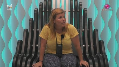 Noélia chora depois da discussão com Teresa - Big Brother