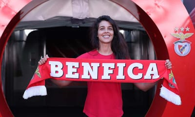 Carole Costa assina pelo Benfica depois de deixar Sporting - TVI