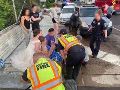 Nem o vestido de noiva impediu esta enfermeira de socorrer vítima de acidente - TVI