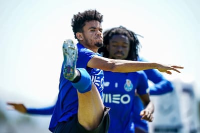 FC Porto: Luis Díaz e Uribe à margem na véspera da final - TVI