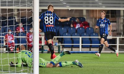 Atalanta goleia Brescia: hat-trick de Pasalic, 93 golos e segundo lugar - TVI
