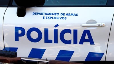 Polícias protestam em desfile de automóvel por Lisboa - TVI