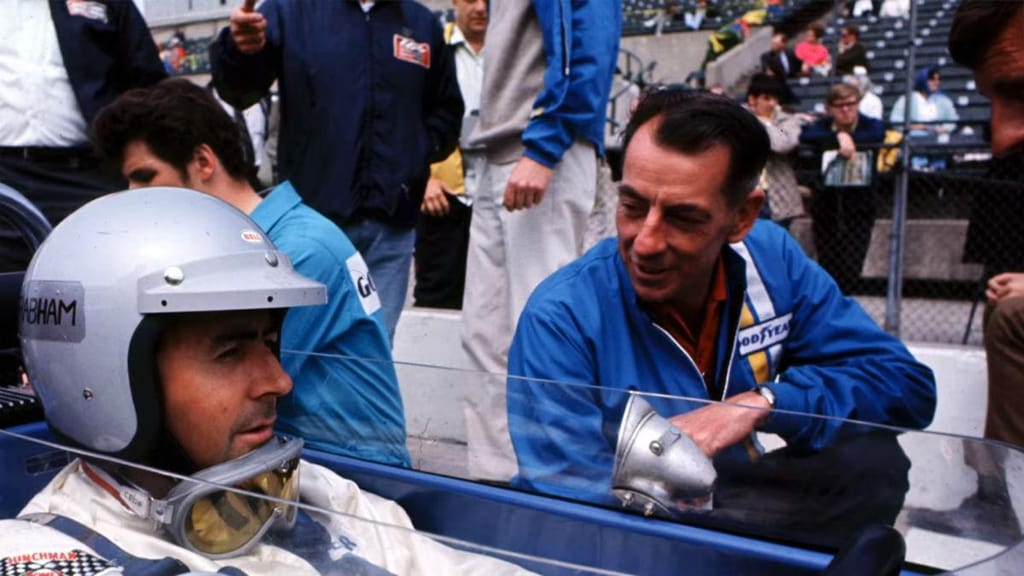 Jack Brabham e Ron Tauranac (reprodução YouTube)
