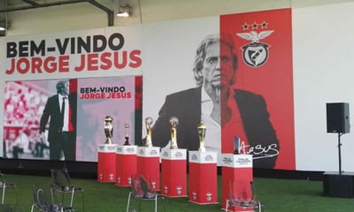 Siga a apresentação de Jorge Jesus no Benfica em direto - TVI