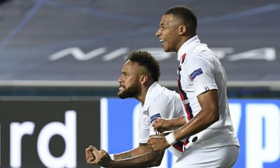 Champions: final dramático leva PSG às 'meias' às costas de Neymar - TVI