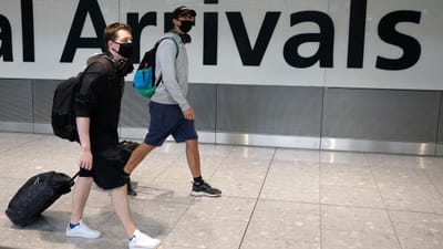 Portugal pode sair do corredor aéreo do Reino Unido já esta semana, avança imprensa britânica - TVI