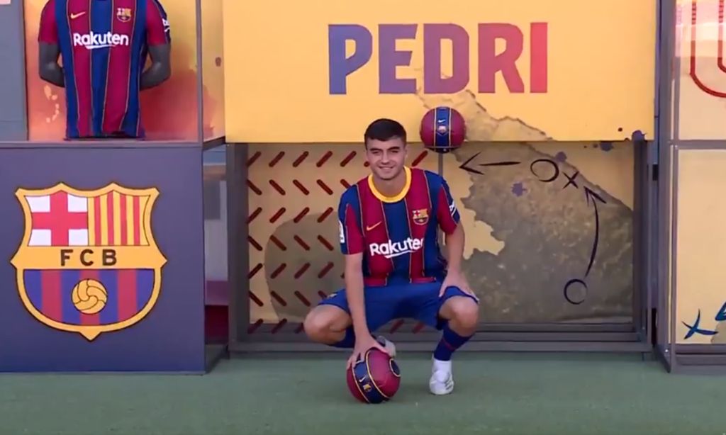Pedri apresentado no Barcelona (FC Barcelona)