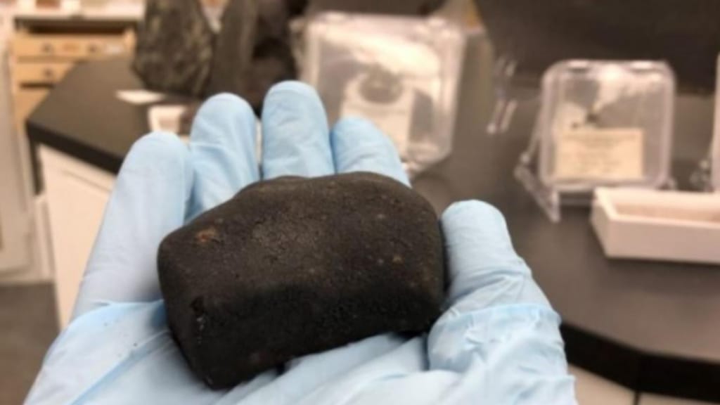Fragmento de meteorito que caiu na Costa Rica em 2019