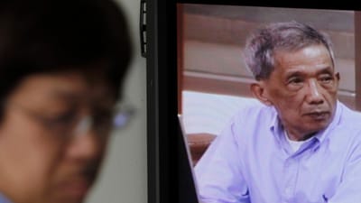 Morreu o primeiro homem condenado pelos crimes dos Khmer Vermelhos no Camboja - TVI