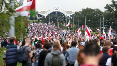 Cerca de 250 detenções em manifestação da oposição na Bielorrússia - TVI