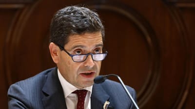Novo Banco: António Ramalho reconduzido para novo mandato até 2024 - TVI