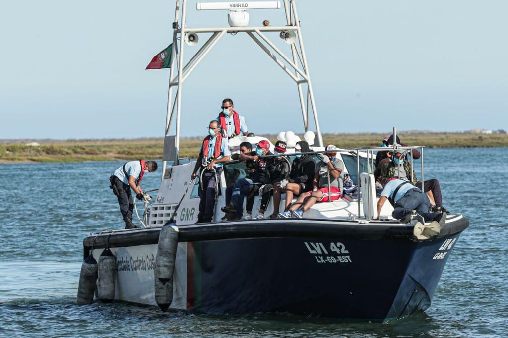 Vinte e oito migrantes intercetados pela GNR e pela Polícia Marítima, no Algarve 