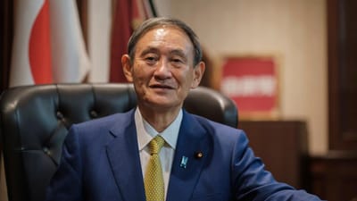 Parlamento designa Yoshihide Suga novo primeiro-ministro do Japão - TVI