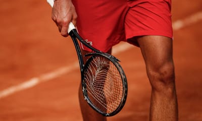 VÍDEO: Djokovic parte raquete e é confundido com Federer - TVI