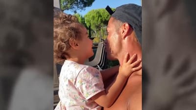 Cristiano Ronaldo proibido de dar beijos a Georgina Rodriguez - TVI