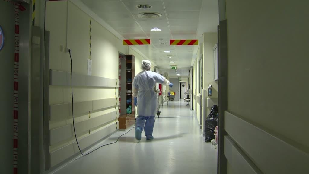 Covid-19: TVI mostra desinfeção do bloco operatório do hospital de Beja