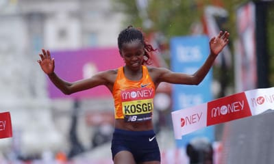 Maratona de Londres: Brigid Kosgei volta a vencer, portuguesas desistem - TVI