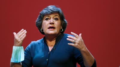 Presidenciais: Ana Gomes cancela campanha nas próximas duas semanas por causa da pandemia - TVI