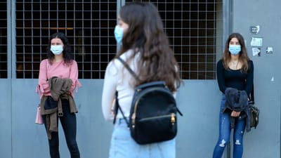 Mais de 100 estudantes de Erasmus que estudam no Porto estão infetados com covid-19 - TVI