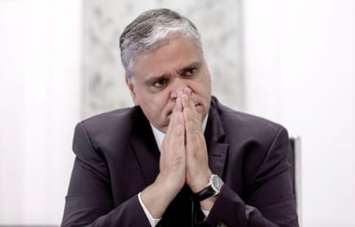 Vasco Cordeiro apoia Pedro Nuno Santos nas eleições internas do PS - TVI