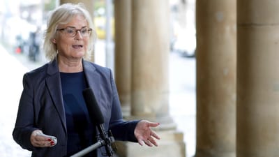 Ministra da justiça gera polémica na Alemanha ao escrever projeto-lei com termos femininos - TVI