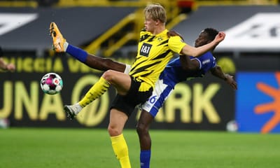 Dortmund vence dérbi com assistência de Guerreiro e nova obra de Haaland - TVI
