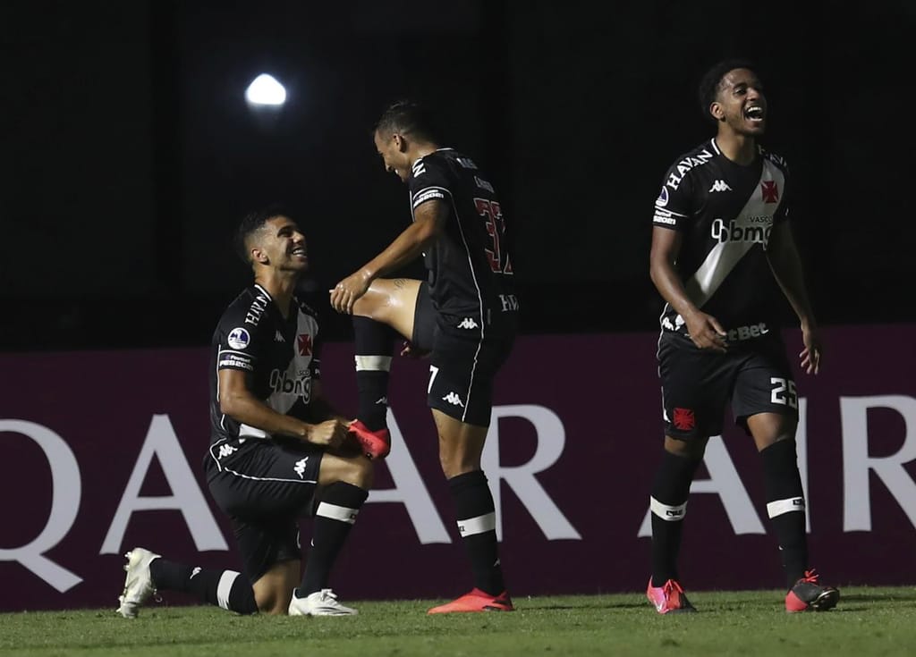 Vasco da Gama venceu Caracas, por 1-0, em jogo da primeira mão da segunda fase da Taça Sul-americana (Mauro Pimentel/AP)