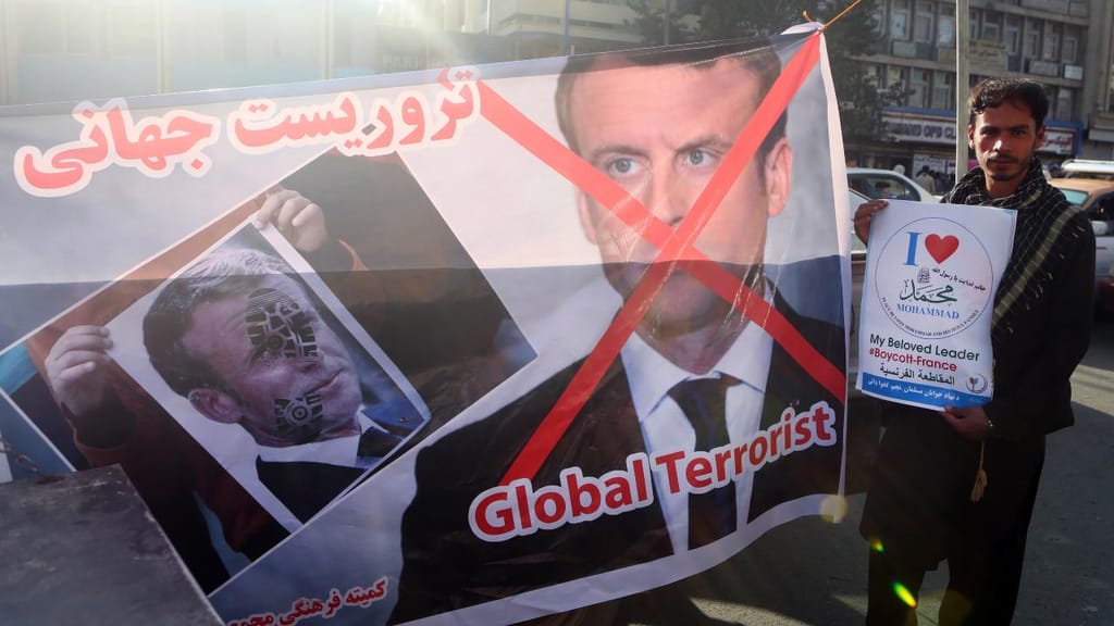 Manifestação no Paquistão contra Emmanuel Macron