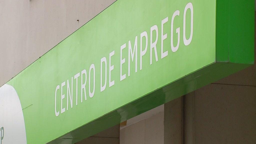 Impacto da covid-19 no turismo faz aumentar o desemprego no Algarve 