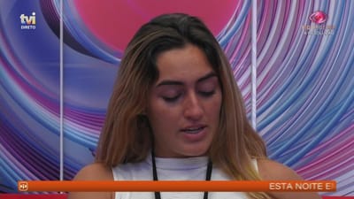 Zena desaba em lágrimas depois de discussão com Joana - Big Brother