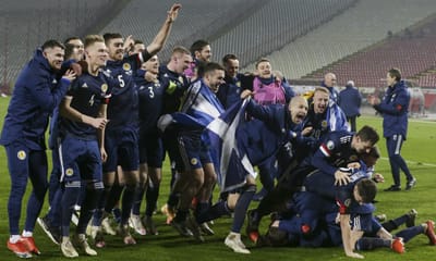 VÍDEO: apurou Escócia para o Euro e esperou pelo árbitro para festejar - TVI