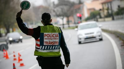 "Viajar sem pressa": autoridades lançam campanha de alerta para o excesso de velocidade - TVI