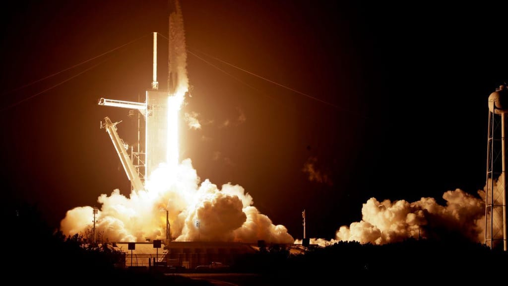 Lançamento do foguetão Falcon 9