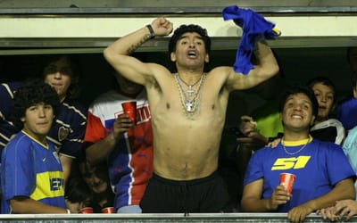 "O futebol é de Diego Armando Maradona” - TVI