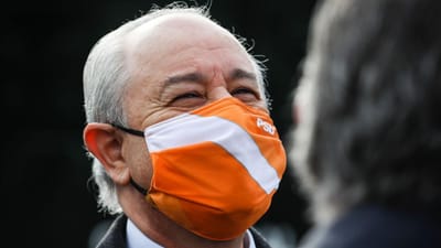 PSD manifesta pesar pela morte de agente da PSP de Évora - TVI