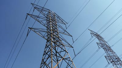Eletricidade fica mais cara para famílias em mercado regulado - TVI