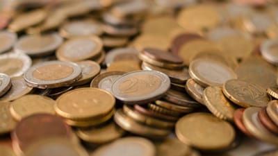 Empréstimos em moratória recuam para 36.800 milhões de euros no final de julho - TVI