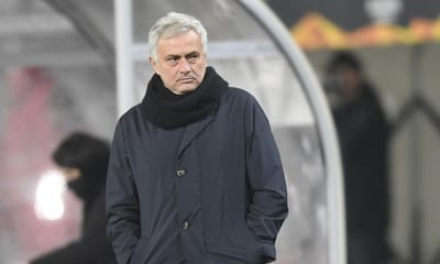 Mourinho crítico: «Sei que a fase de grupos não motiva alguns jogadores» - TVI