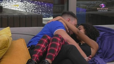 Jéssica elogia Renato: «Grande músculo» - Big Brother