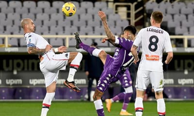 VÍDEOS: Fiorentina evita zona de despromoção com golo na última jogada - TVI