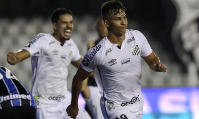Santos confirma acordo com a Juventus por Kaio Jorge, alvo do Benfica - TVI