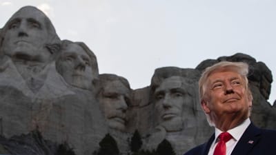 Trump diz que “reconstruir” Exército “foi uma honra” - TVI