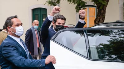 André Ventura recebe Marine Le Pen em Lisboa no arranque da campanha eleitoral - TVI