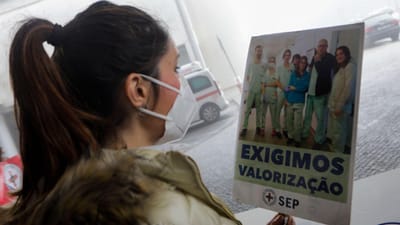 Covid-19: enfermeiros consideram prémios de desempenho discriminatórios - TVI
