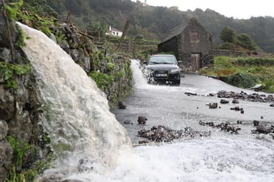 Madeira: duas estradas condicionadas e alguns pontos sem água após temporal em São Vicente - TVI