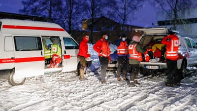 Deslizamento de terras na Noruega faz 10 feridos e obriga a retirar 500 pessoas - TVI